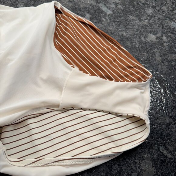 Calia by Carrie Underwood Women's Ruched one piece lined swimsuit size 8 - Picture 11 of 13